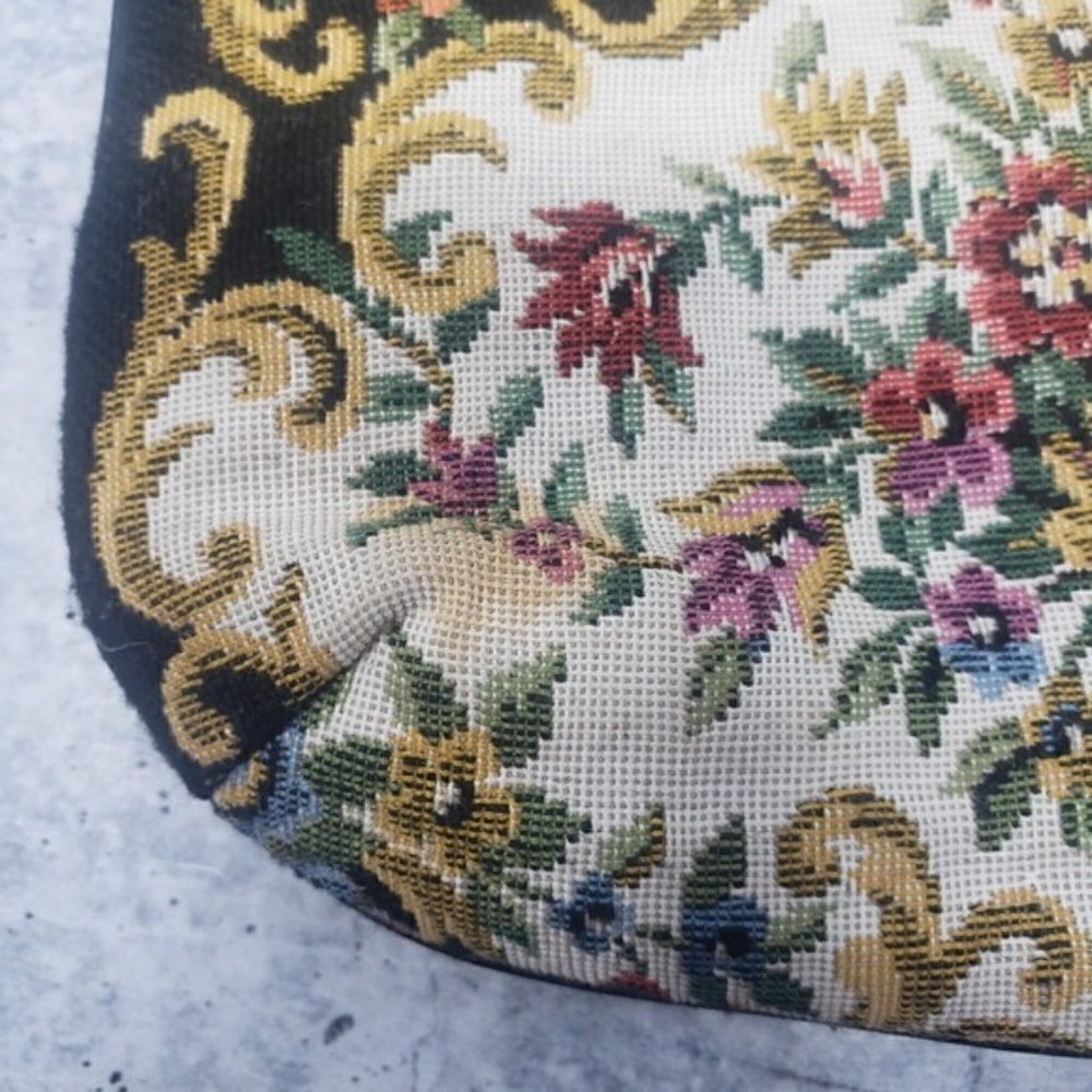 Floral Chain Clutch Small Bag - Picture 3 of 6